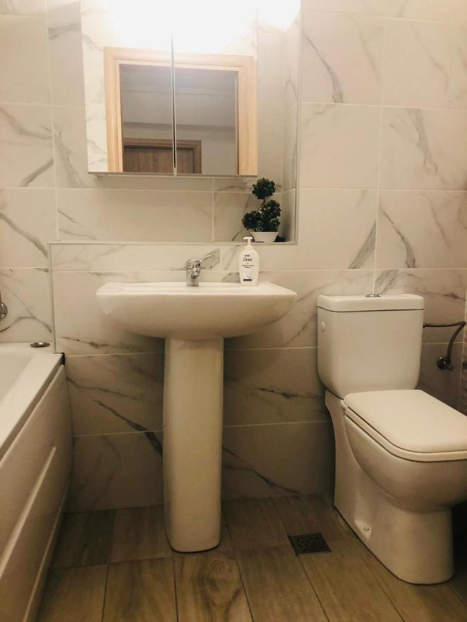 Alex Mnl Lux Apartment 2 Free Parking Bucureşti Eksteriør bilde